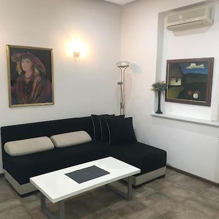 Saint Sava Studio Belgrade Extérieur photo