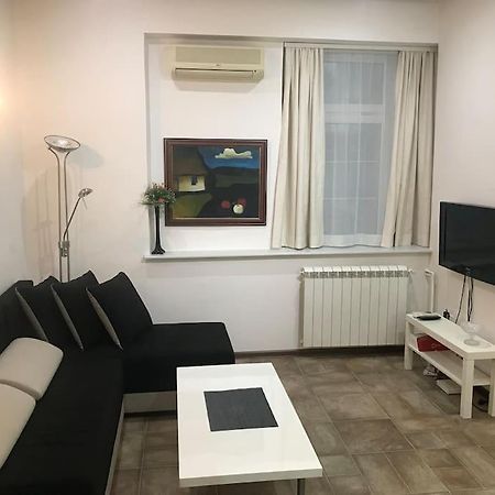 Saint Sava Studio Belgrade Extérieur photo